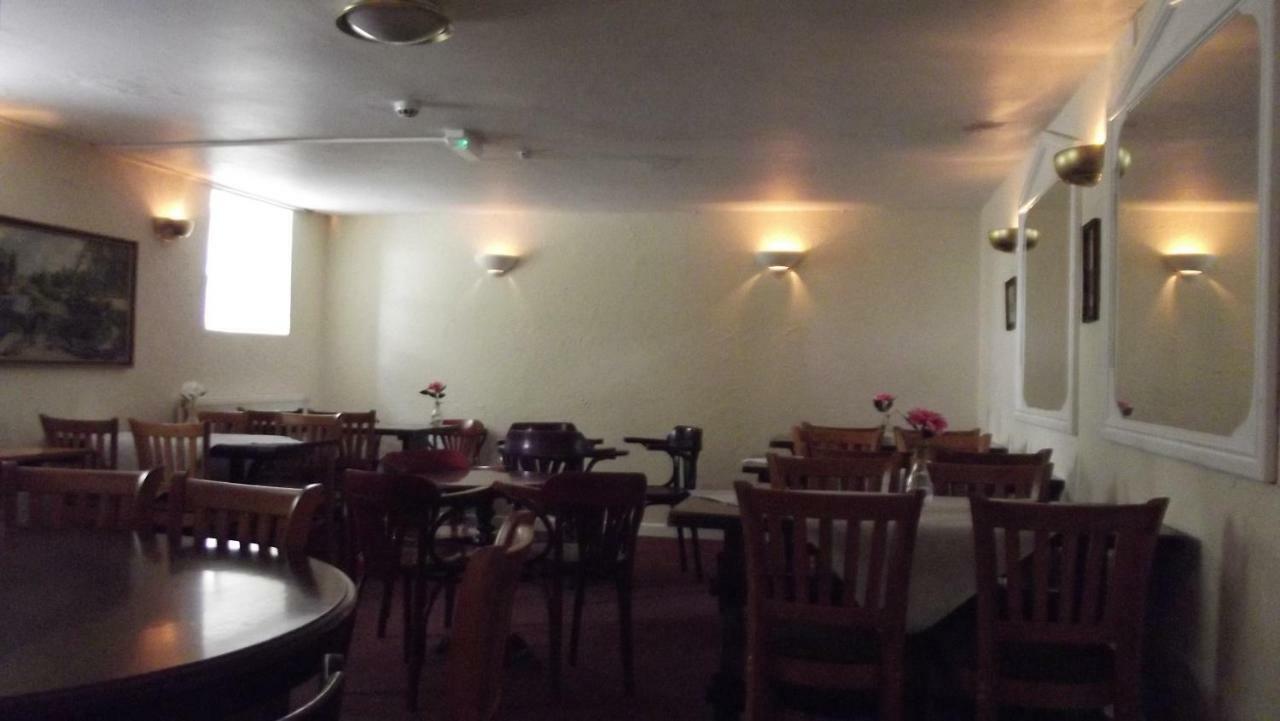White Hart Inn Бодмин Экстерьер фото